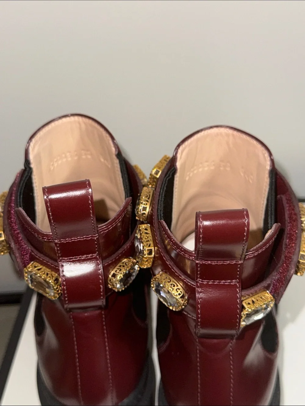 Gucci stylish ankle